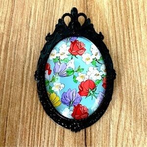 Vintage Floral print Victorian Style Brooch, NWT